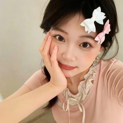 比基尼琼斯和爱的圣殿